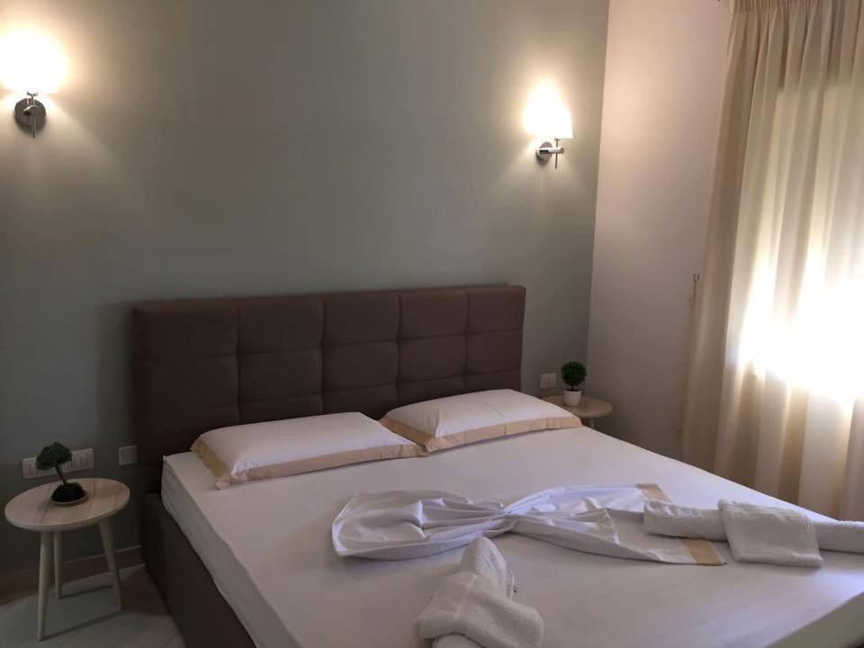 Deluxe Sea Apartment Vlore Exterior photo
